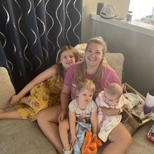 Meet your Posher, Dayna